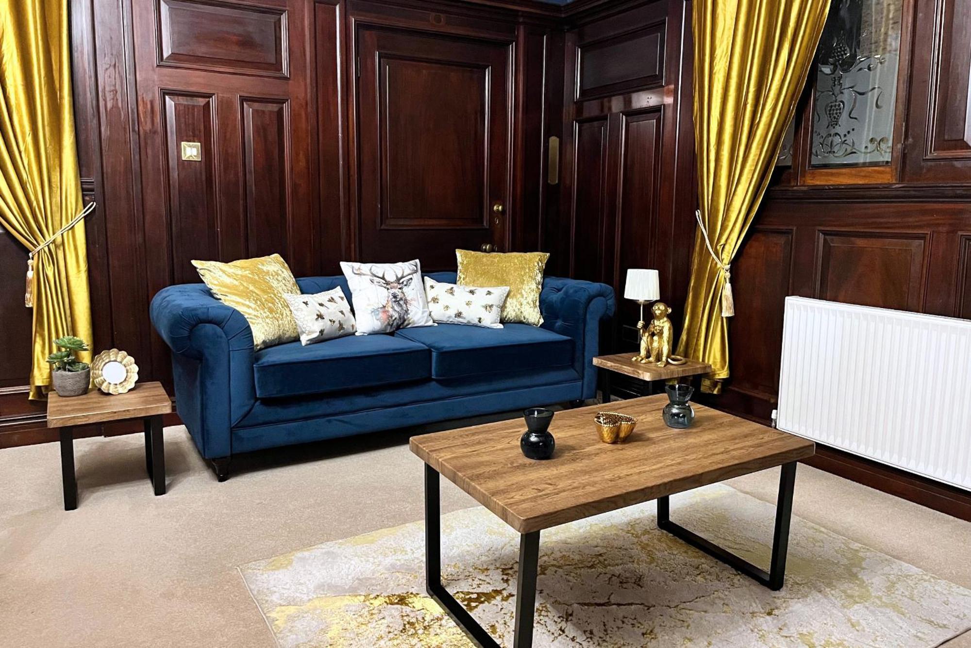 The Old Brewery Boardroom - Winchester City Centre - Unique Property - Free Parking - Sleeps 6 - By Xplus Stays Buitenkant foto